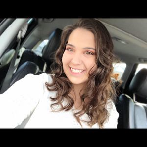 Meet your Posher, Chanel